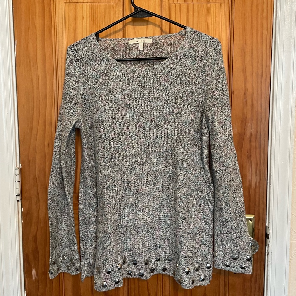 Small Stylish Woven Women’s Sweater. Size Small.